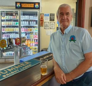 Chris Foord at Bamaga Tavern